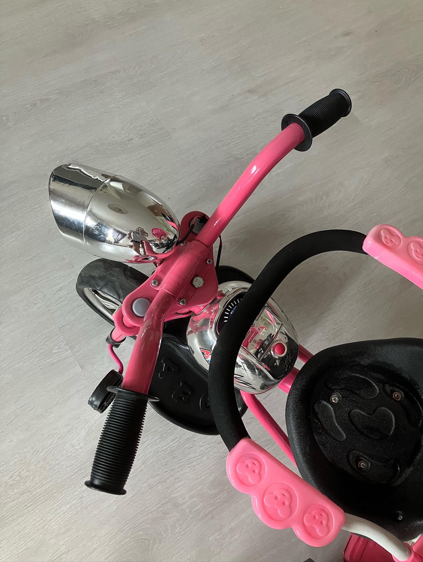 Rowerek trójkołowy dla dziewczynki