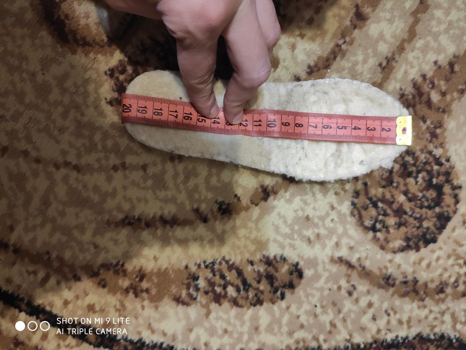 Зимние теплые ботинки