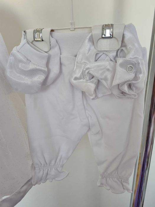 Komplet na chrzest dla dziewczynki rozmiar 62-68