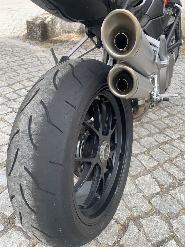 MV Agusta Brutale 910R F4
