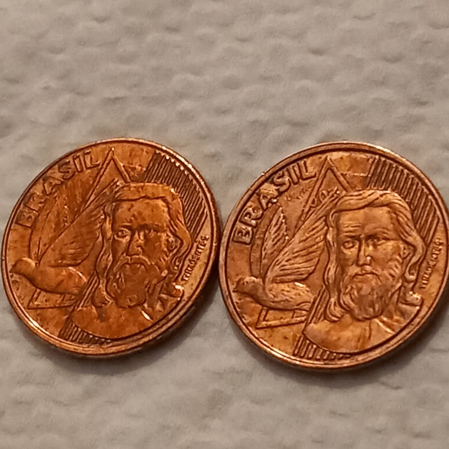 Moedas com defeitos entrego em mão