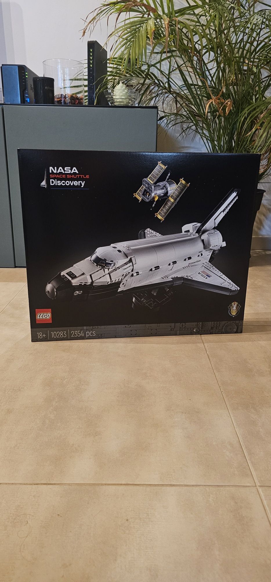 Lego Space Shuttle Discovery (10238)