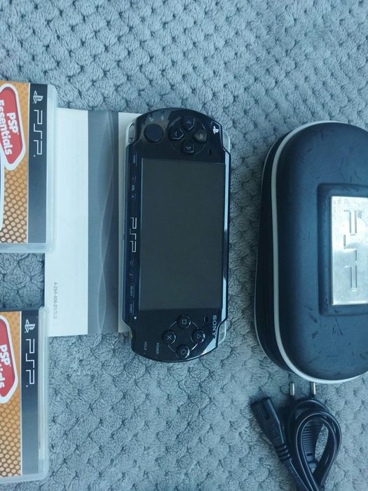 Consola original Sony PSP psp, muito bom estado,jogos e acessórios