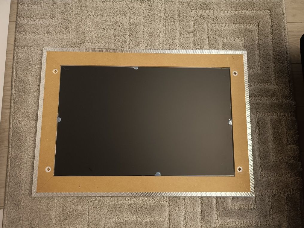 Lustro w ramce 85cmx59cm