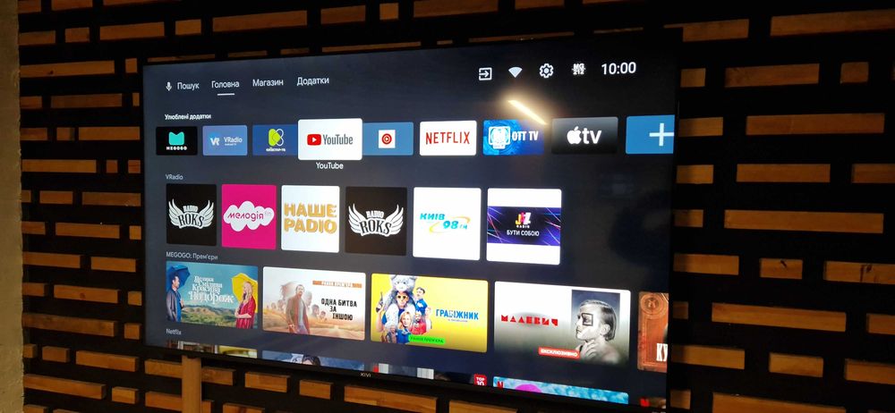 Телевізор KIVI 4K Android 65 діагональ (разом з кріпленням)