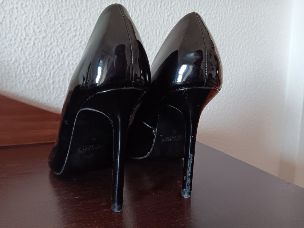 Scarpin Preto Zara n°38