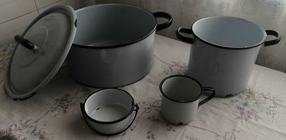 antigo conjunto de esmalte