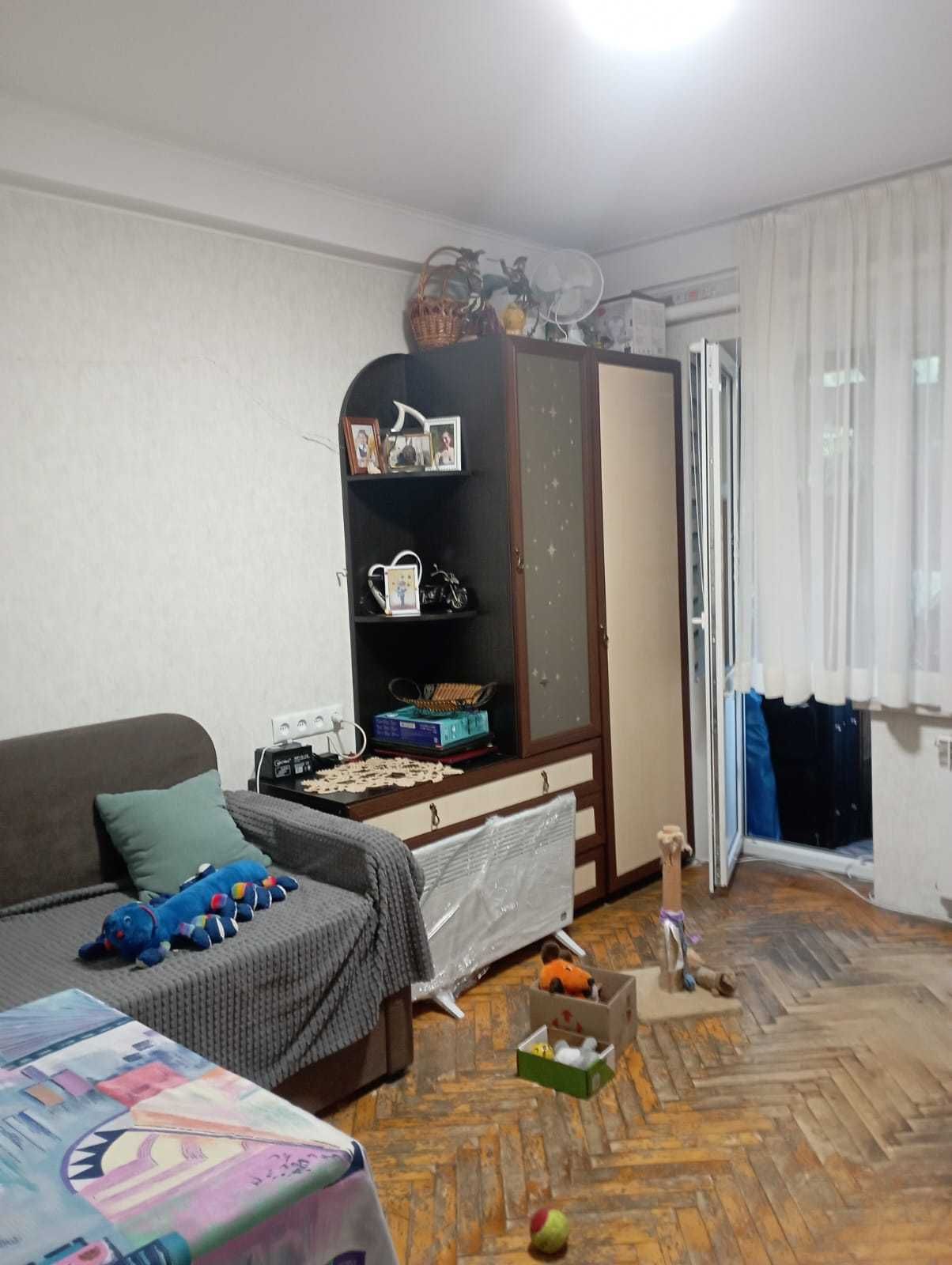 Двокімнатна квартира в довгострокову аренду (Київ, Отрадний)