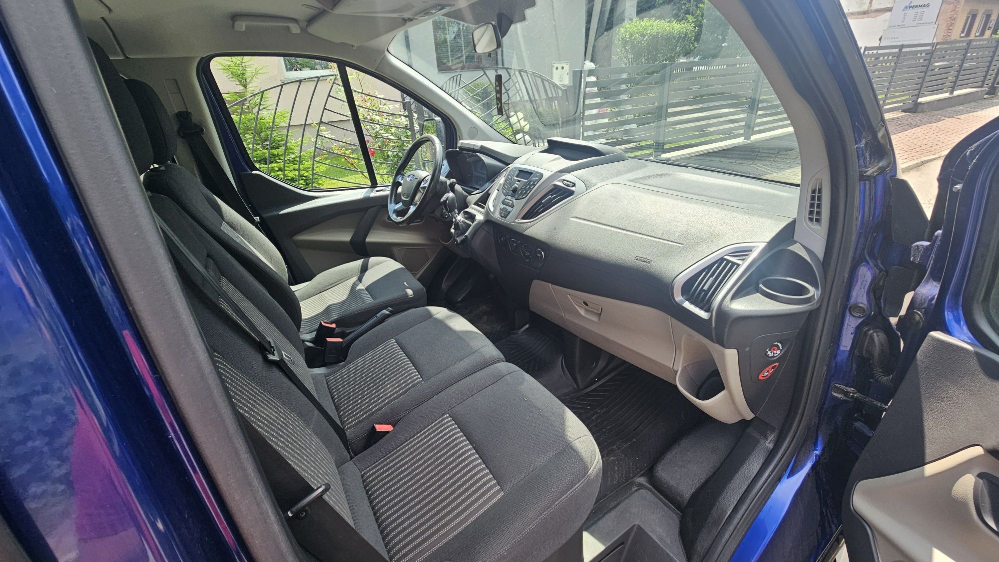 Fordt transit custom long 2016r 2.0 tdci 155km. Bezwypadkowy 6 osób