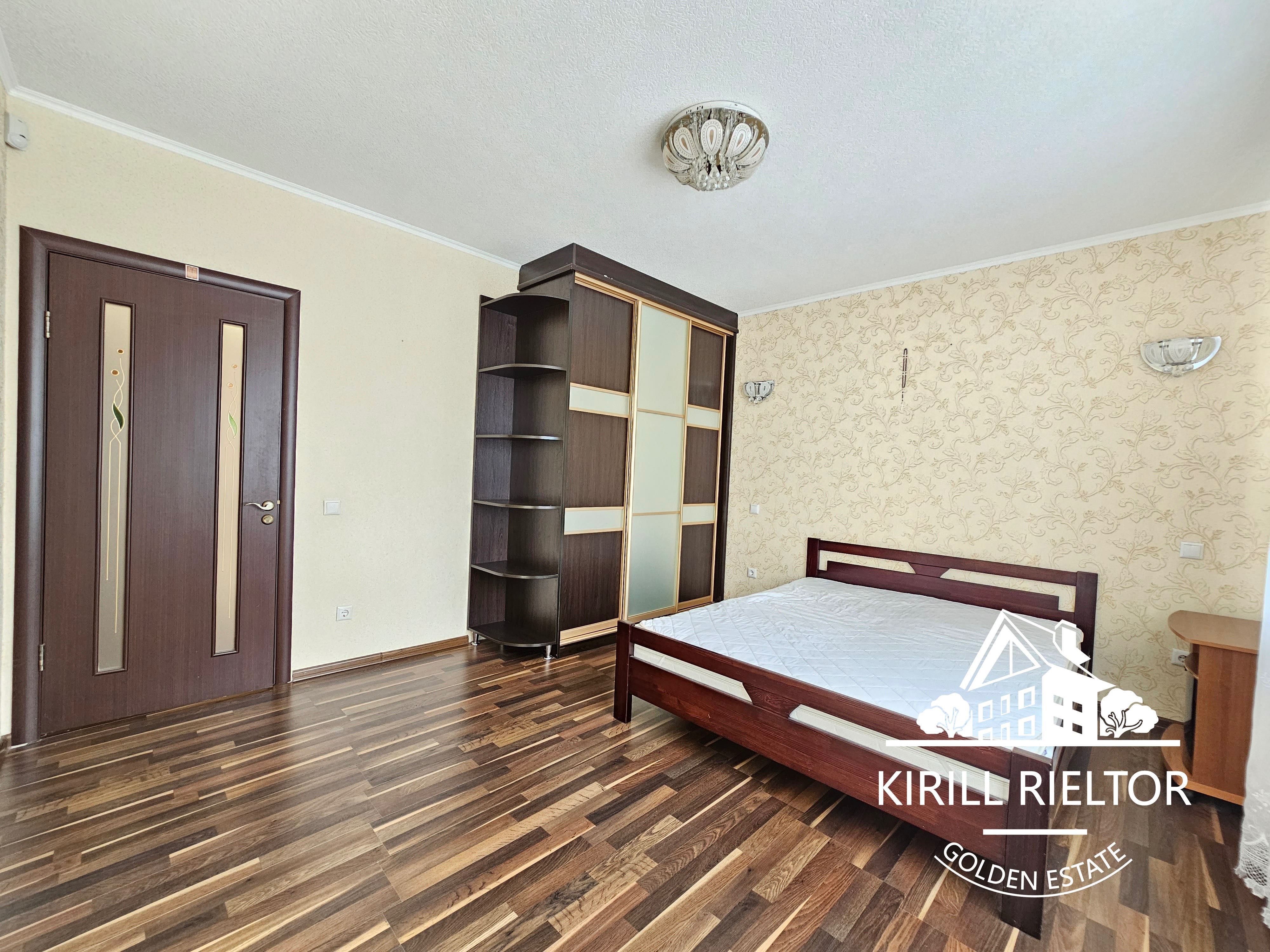В коттеджном городке "Золотые Ключи"  сдается двухэтажный дом