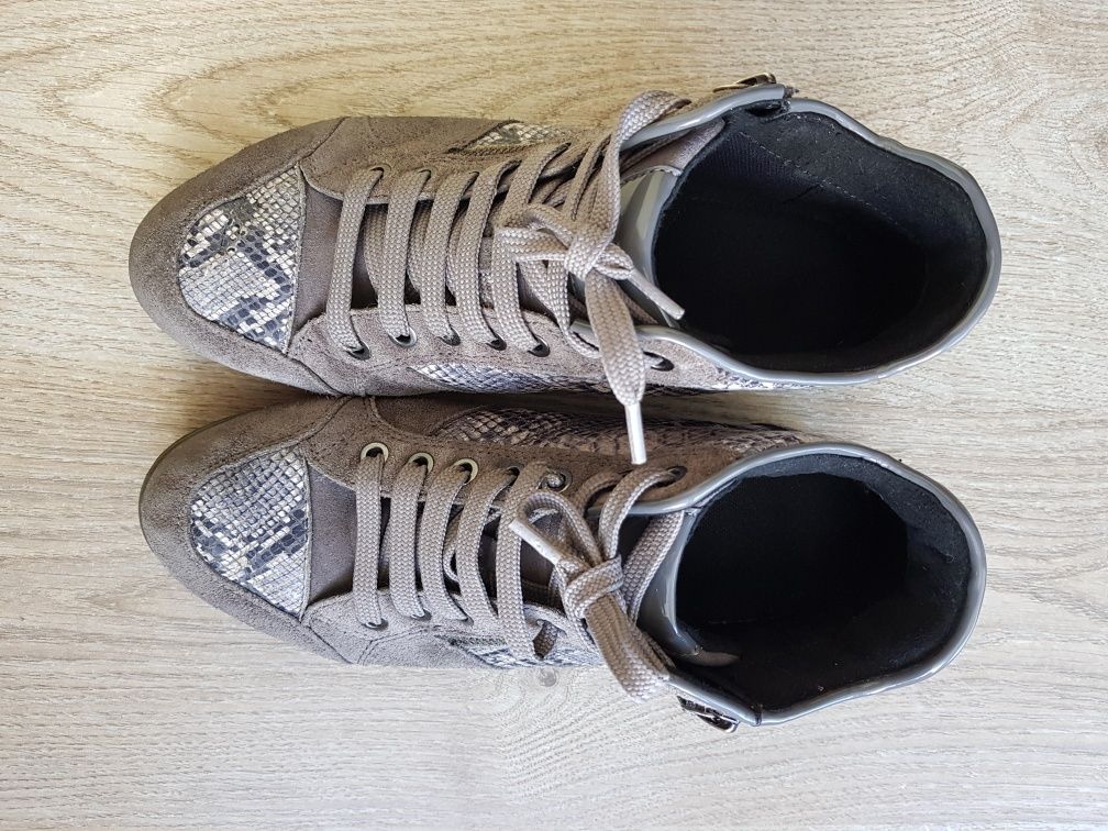 Sneakersy Geox, skórzane, rozmiar 38