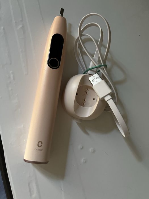 Зубна щітка електрична нова Oclean