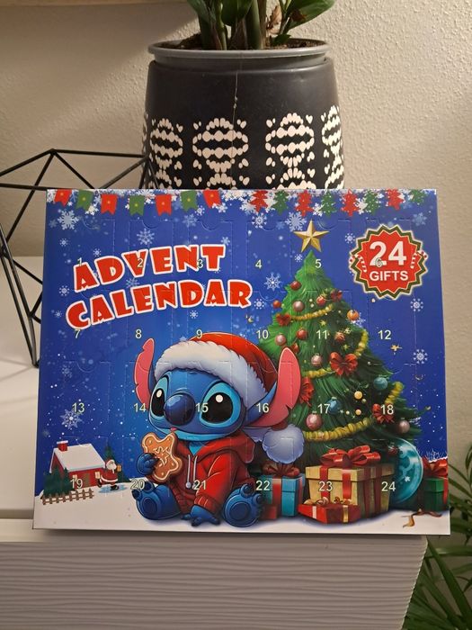 Calendário do Advento Disney Stitch 24 Presentes