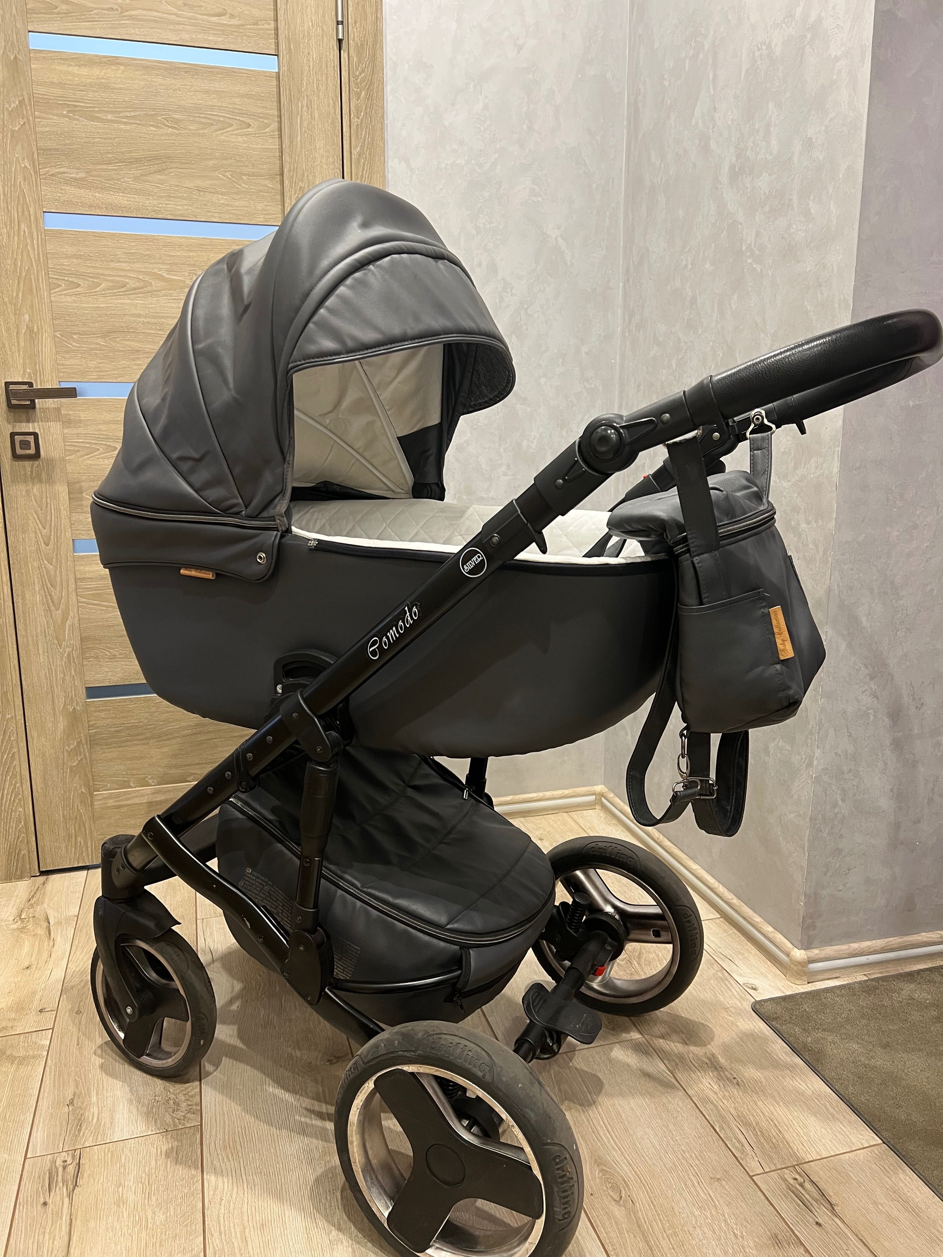 Коляска 3 в 1 Mikrus Onyx