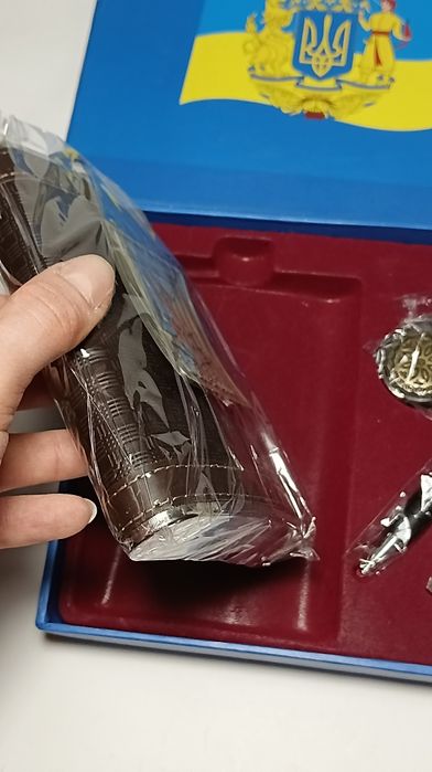 Подарунковий набір Україна (фляга, запальничка, ручка, брелок)