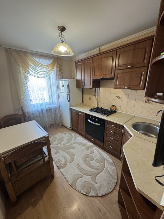 Продаж 2-х кімнатної квартири м.Шептицький