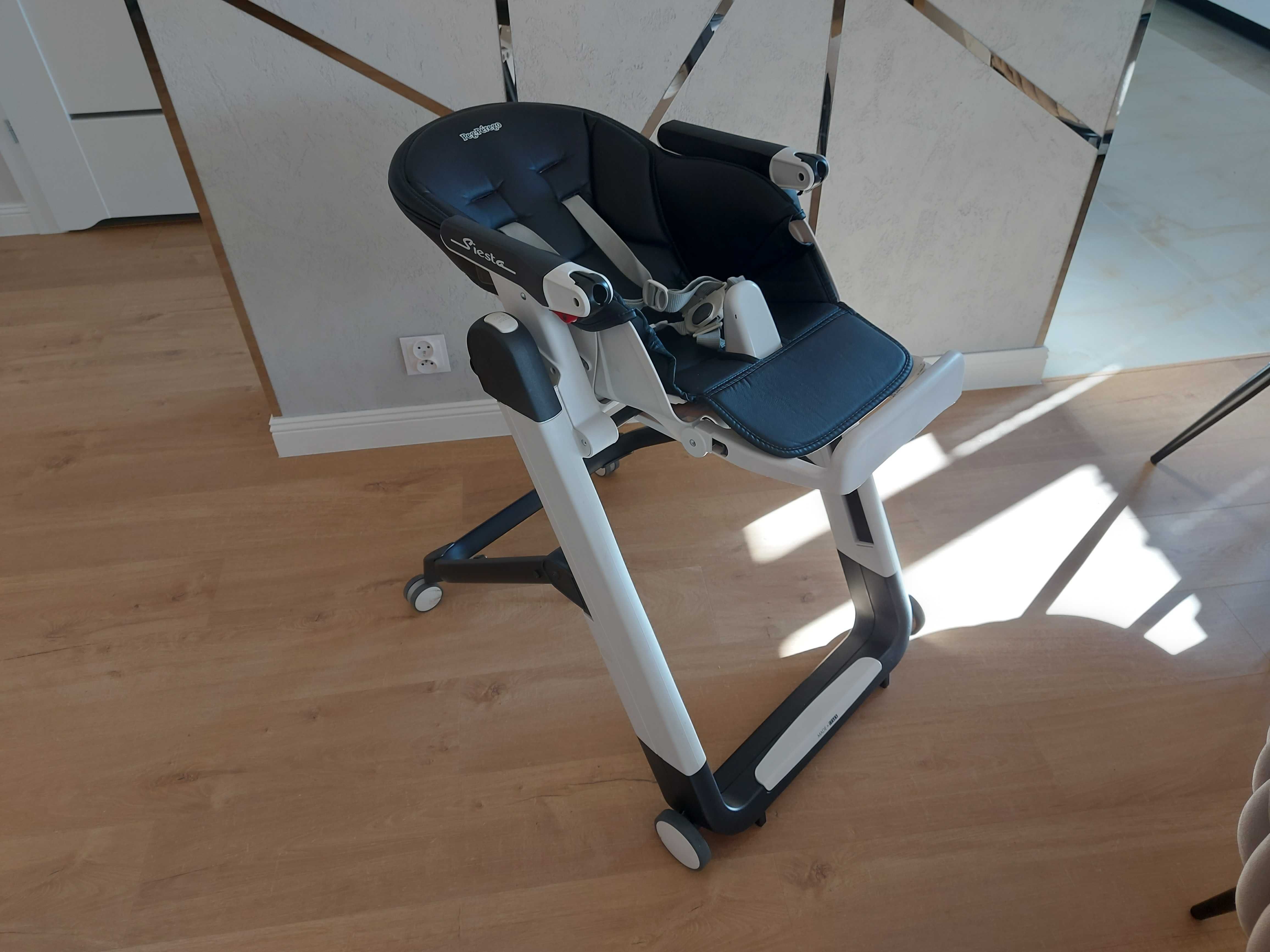 Krzesełko do karmienia Peg Perego Siesta - jak nowe!