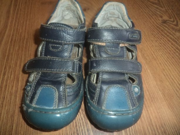 Sandałki, sandały skórzane z zabudowanymi palcami 30 (19cm)
