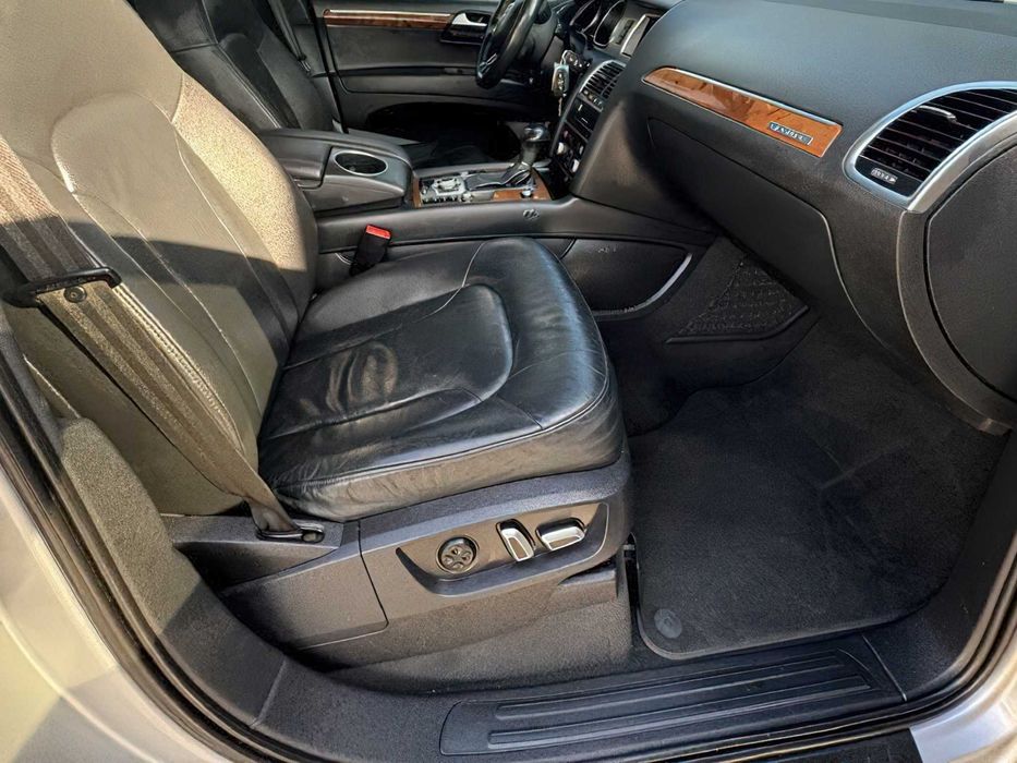 Audi Q7 3.0 quattro TDI Premium Plus      2015