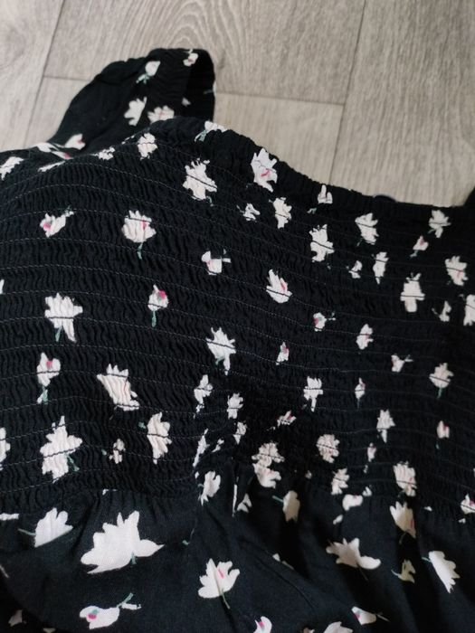 Жіноча сукня  в квітковий принт, плаття