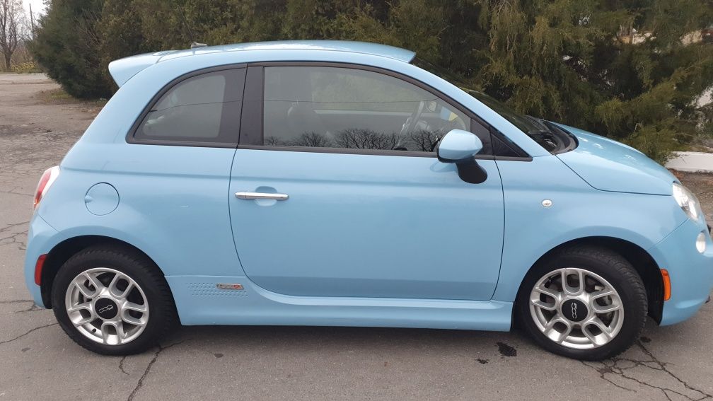 Електромобіль Fiat 500e