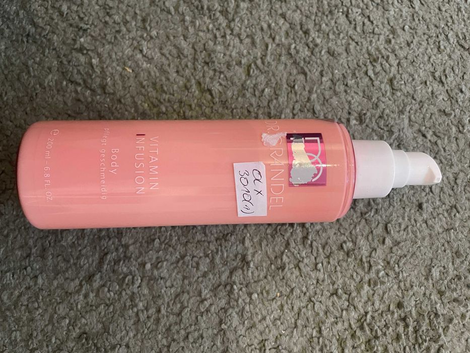 DR. GRANDEL Vitamin Infusion Body 200ml balsam odżywczy 3010(1)