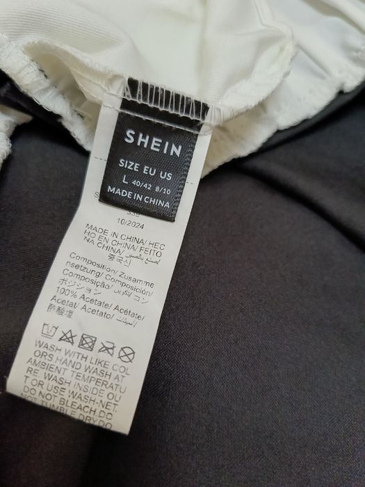 Продам сукню  чорного кольору