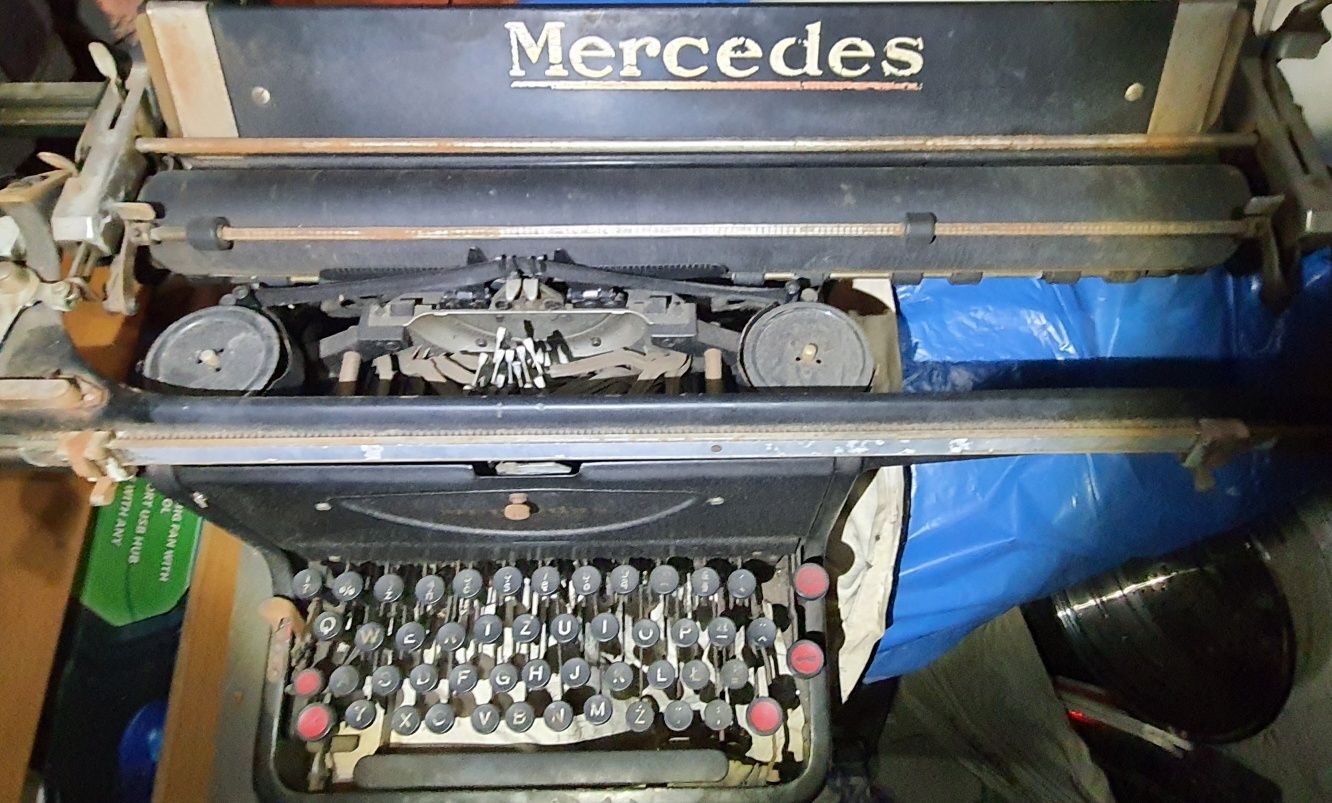 Stara maszyna do pisania MERCEDES