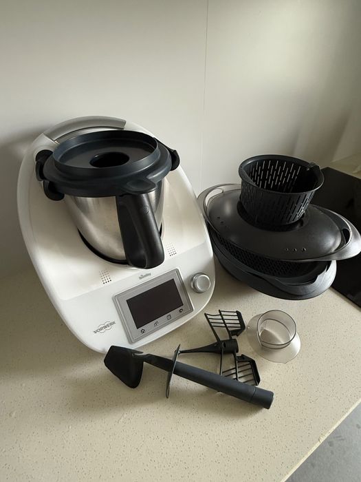 Bimby TM5 usada em ótimo estado – lâmina nova