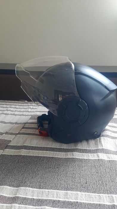 Мотошолом NAXA XL.