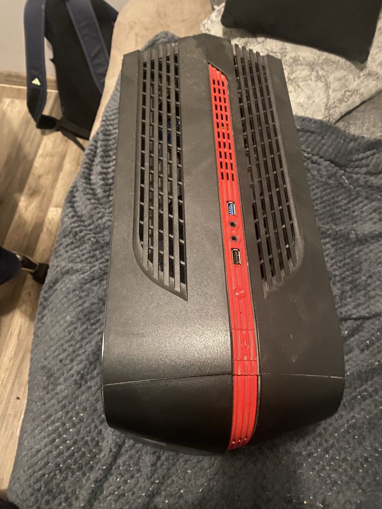 Komputer stacjonarny do gier – Ryzen 5 2400G, RX 580 4GB, 8GB RAM
