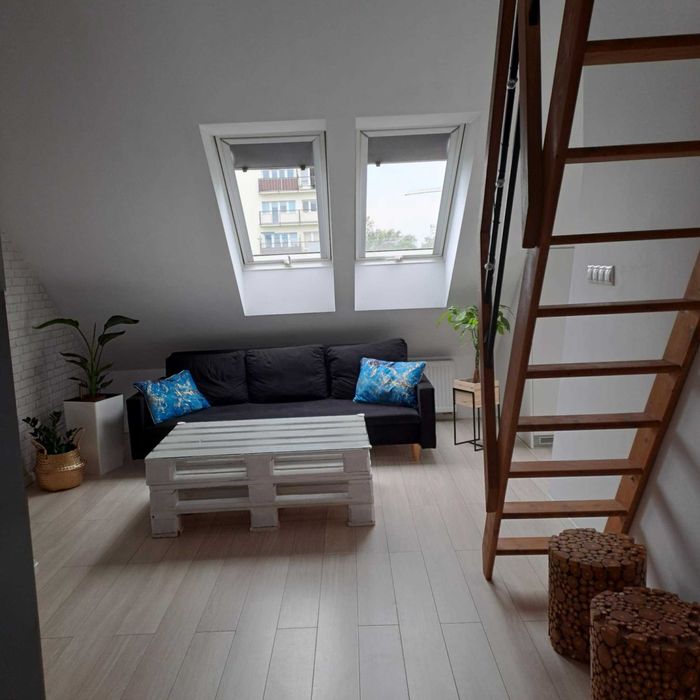 Przytulne mieszkanie na oś C w Tychach. Ogłoszenie od osoby prywatnej.