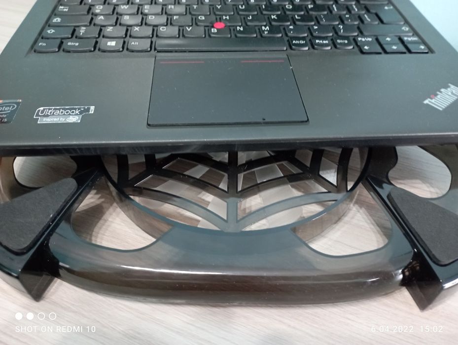 Podstawka z wiatrakami do laptopa