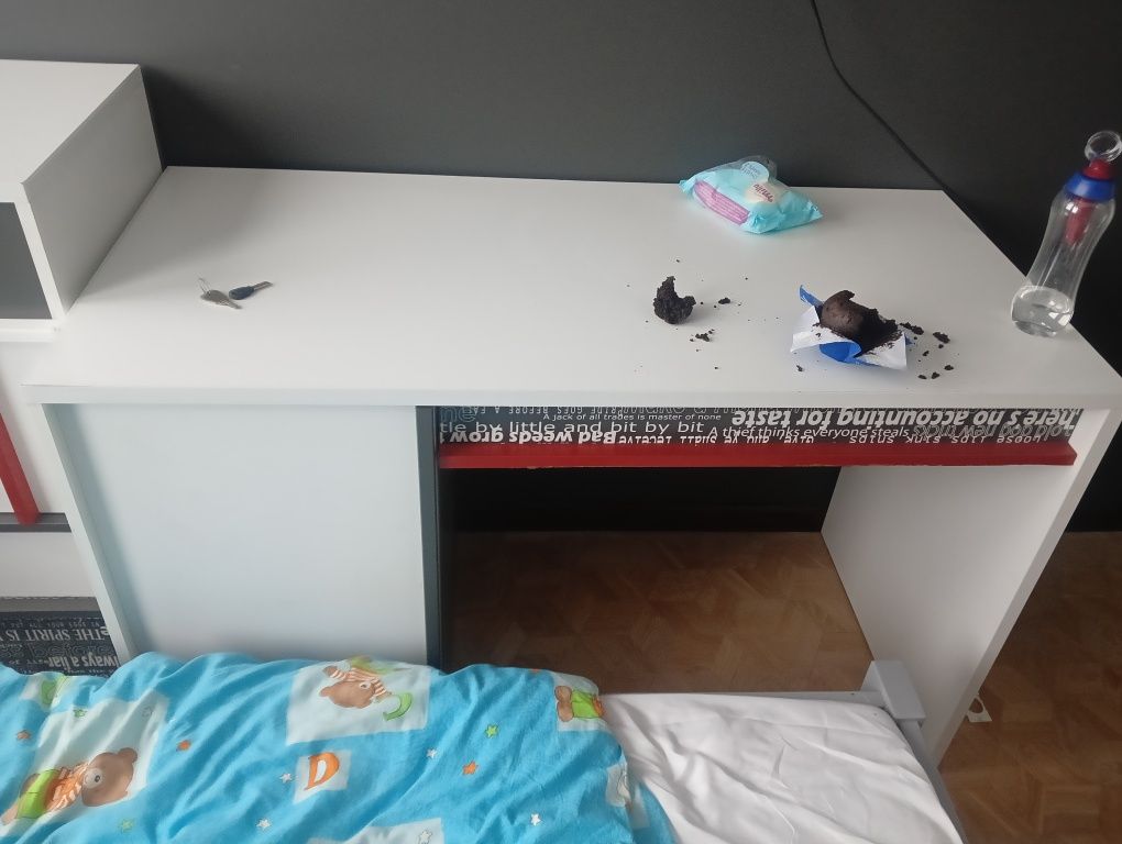 Zestaw mebli dziecięcych stan bdb