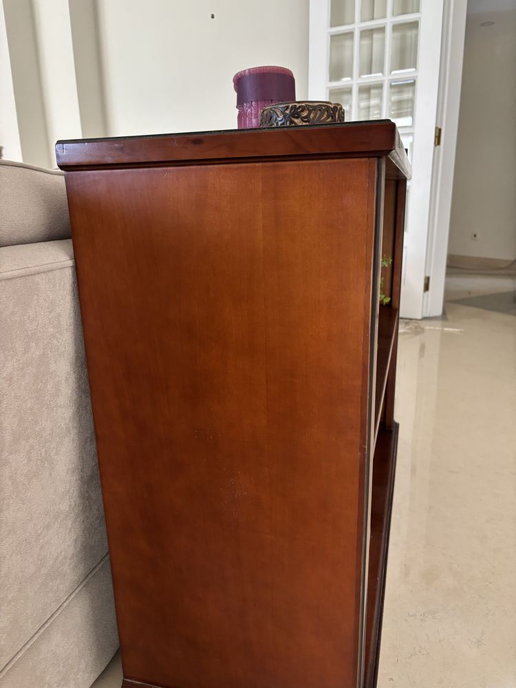 Consola em madeira