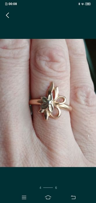 Продам золотой комплект СССР.,585 проба