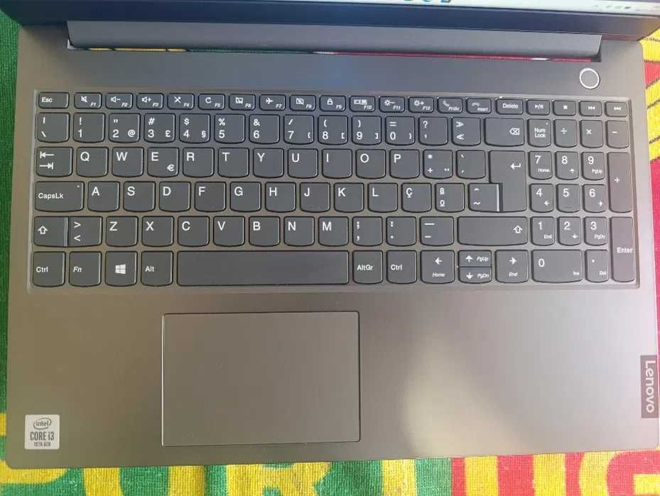 Lenovo ThinkBook 15 - i3-1005G1  8GB DDR4  750GB SSD