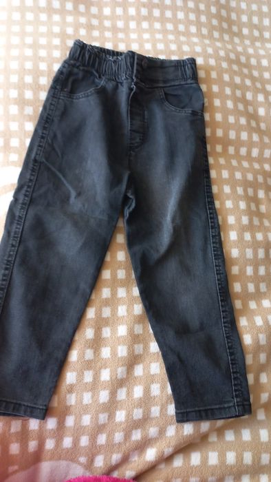 Джинси чорні на дівчинку