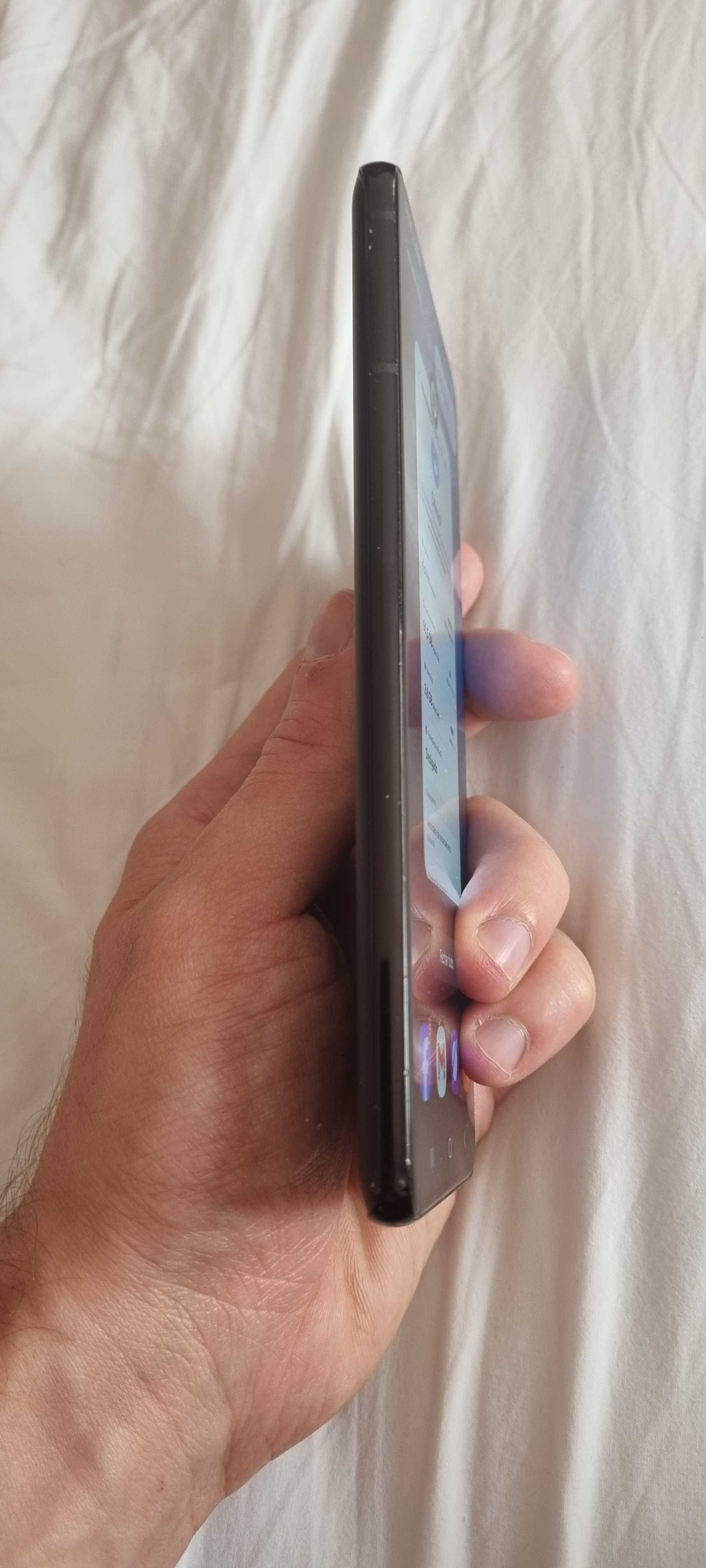 Samsung Galaxy S21+ Plus
