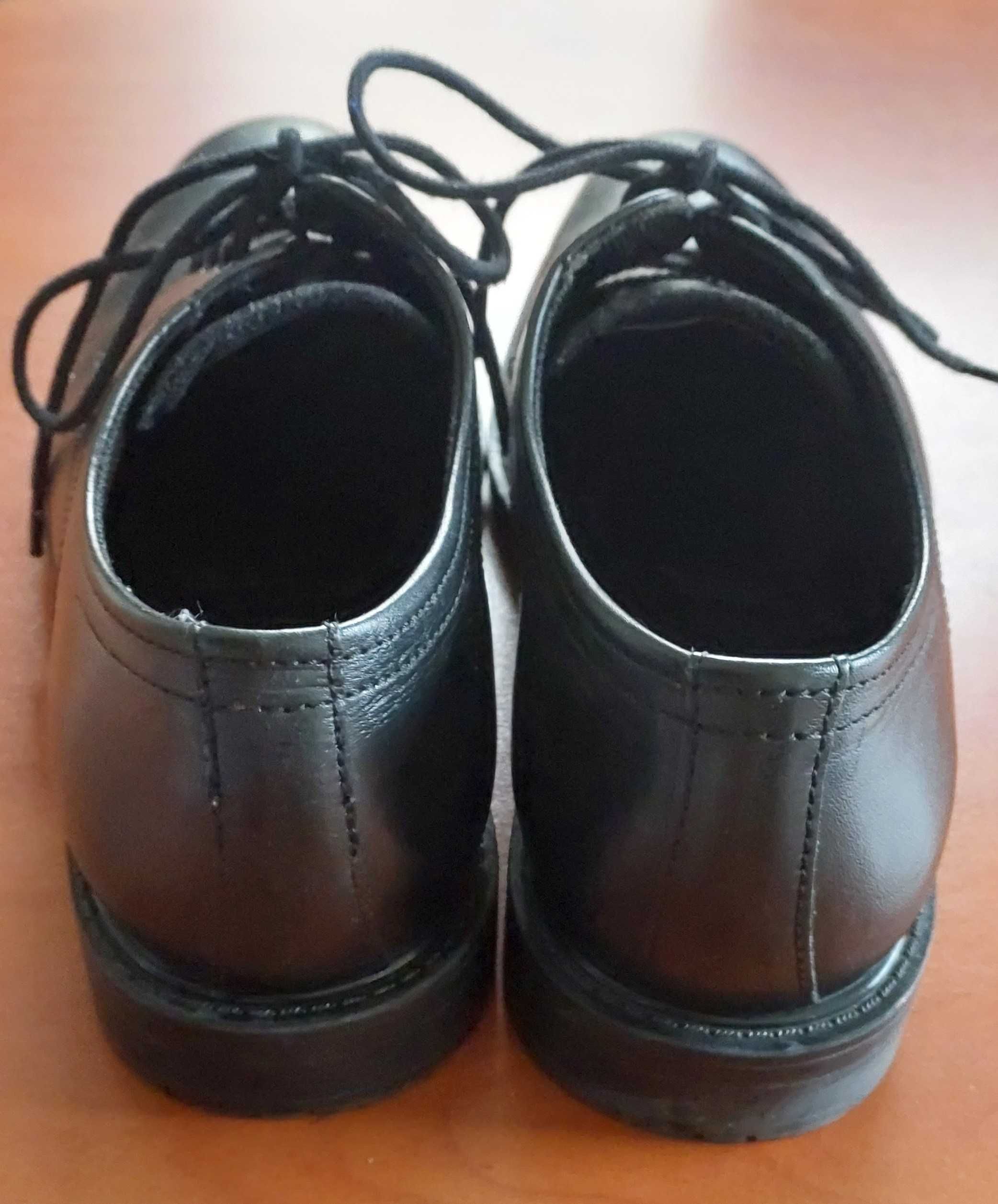czarne eleganckie buty r.36