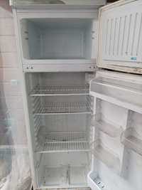 Продам холодильник стинол