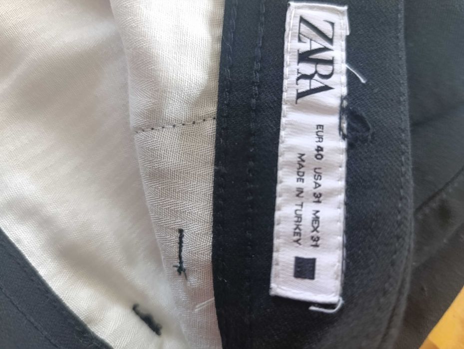 Calças de homem. Zara. Tamanho 40.