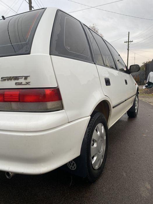 Продаж Сузуки Свіфт.