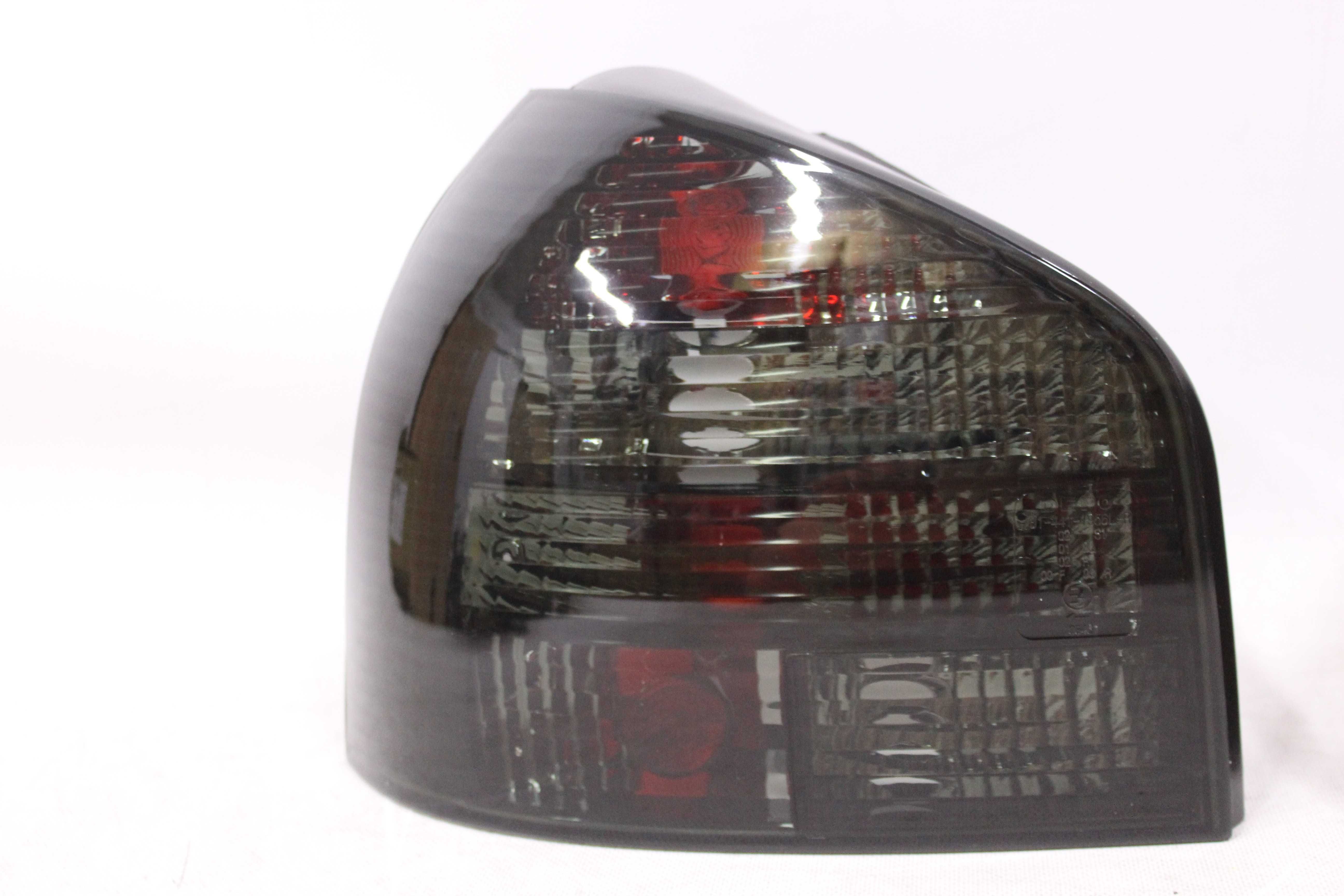 Lampy światła tył tylne Audi A3 8L 96-00 BLACK SMOKE Tuning NOWE