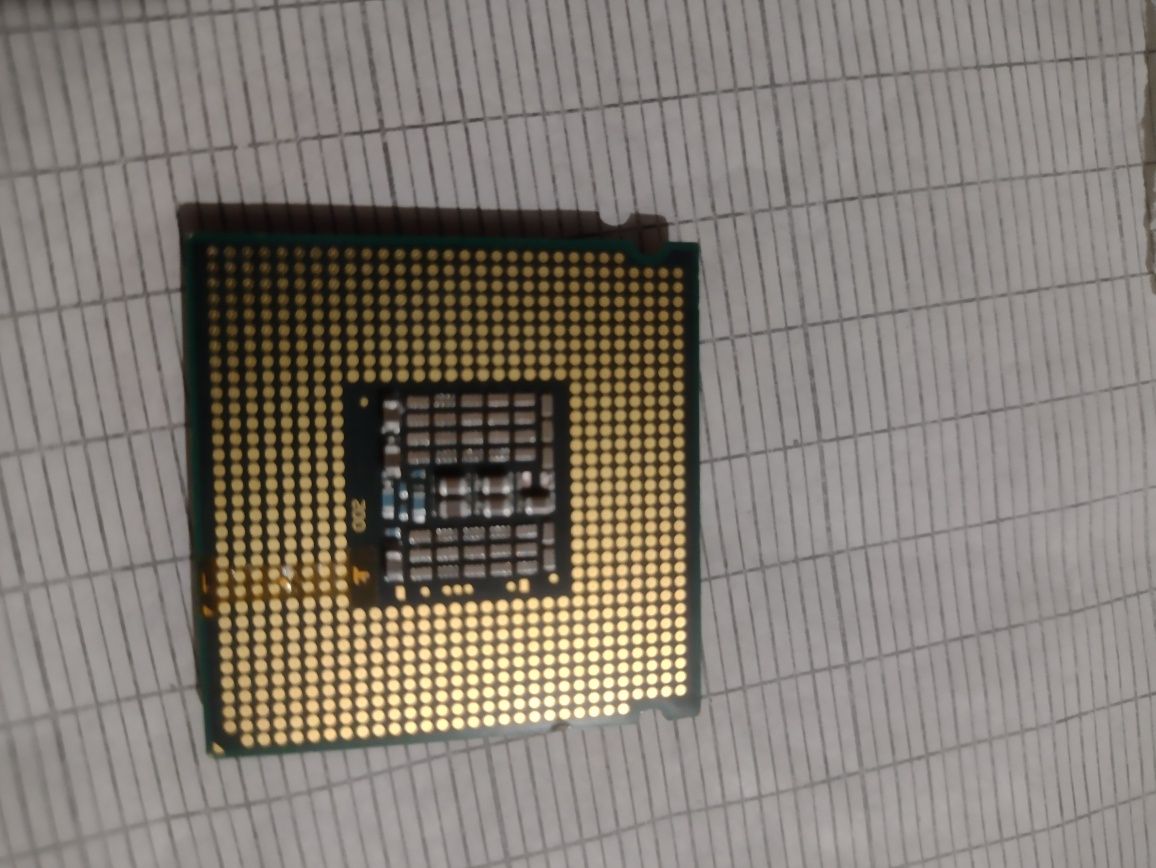 Процесор Intel Xeon X5460 4-ядра 3.16 GHz SLANP СО для  775/71

LGA775