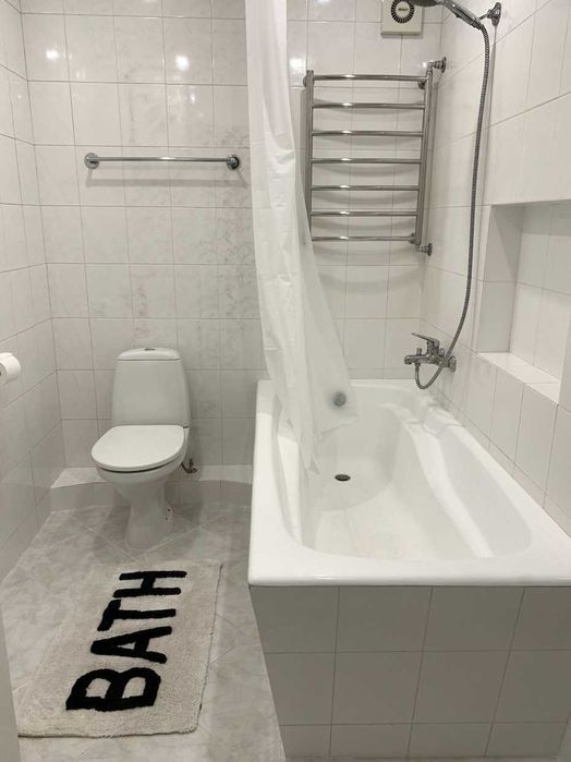 Двокімнатна квартира в центрі - без блекаута !