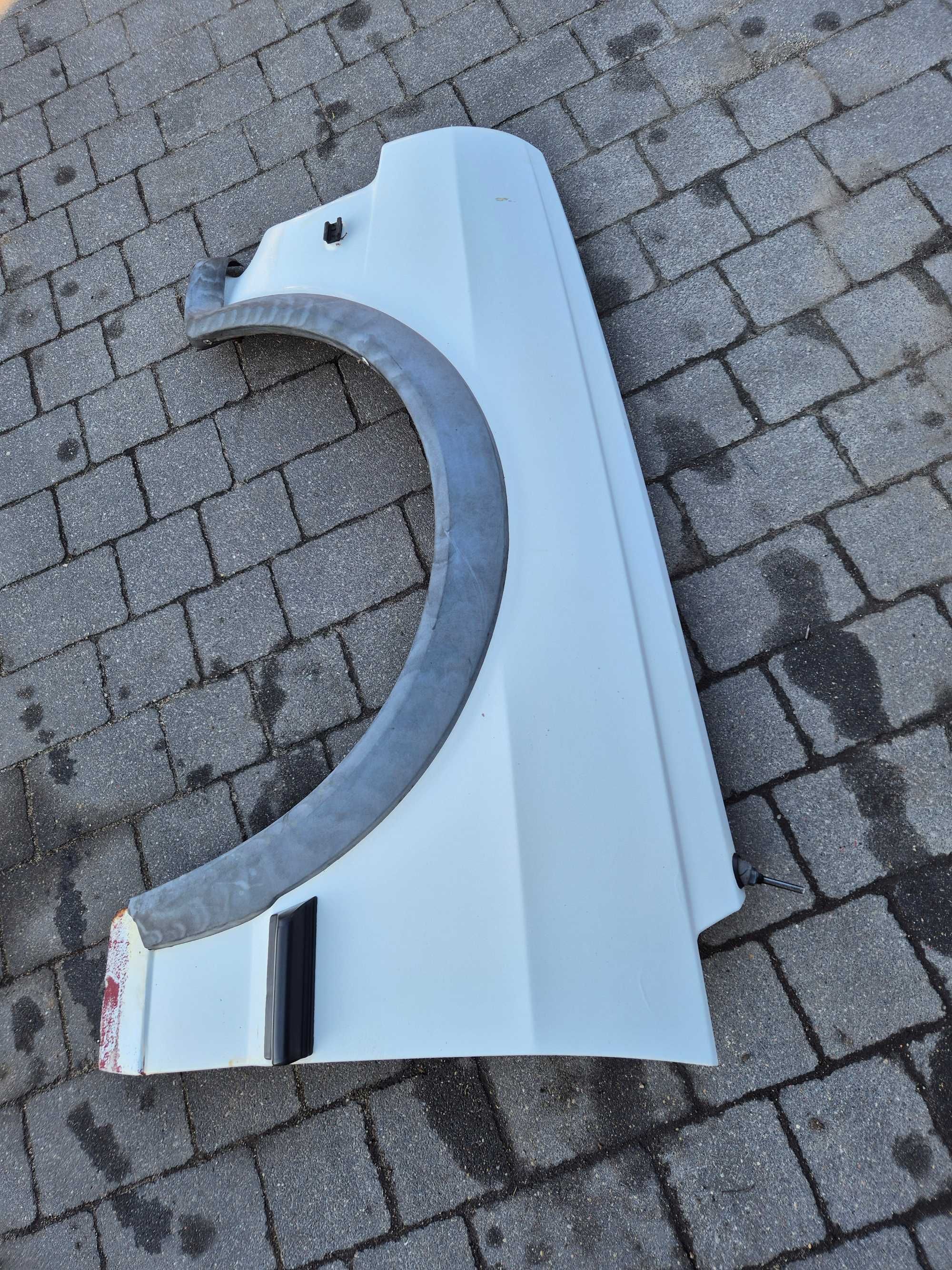 błotnik przedni lewy przód vw polo II coupe oryginał igła