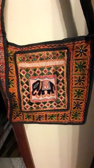 Torba na ramię - orientalna, indyjska, haftowana.