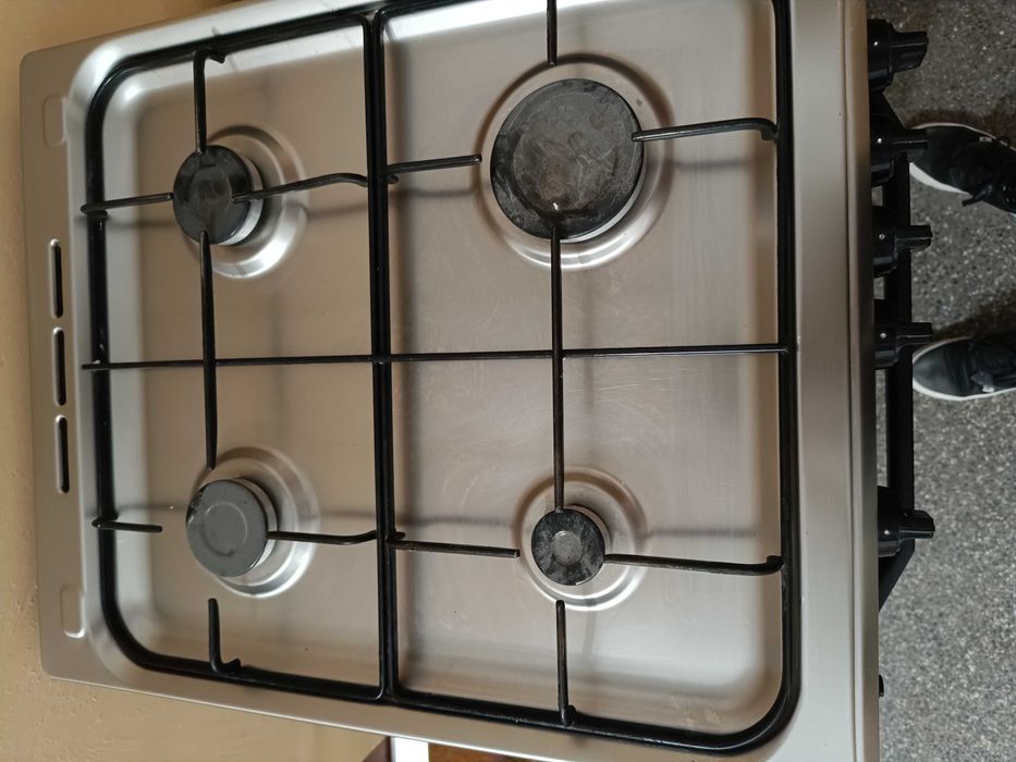 Kuchenka gazowa wolnostojąca indesit