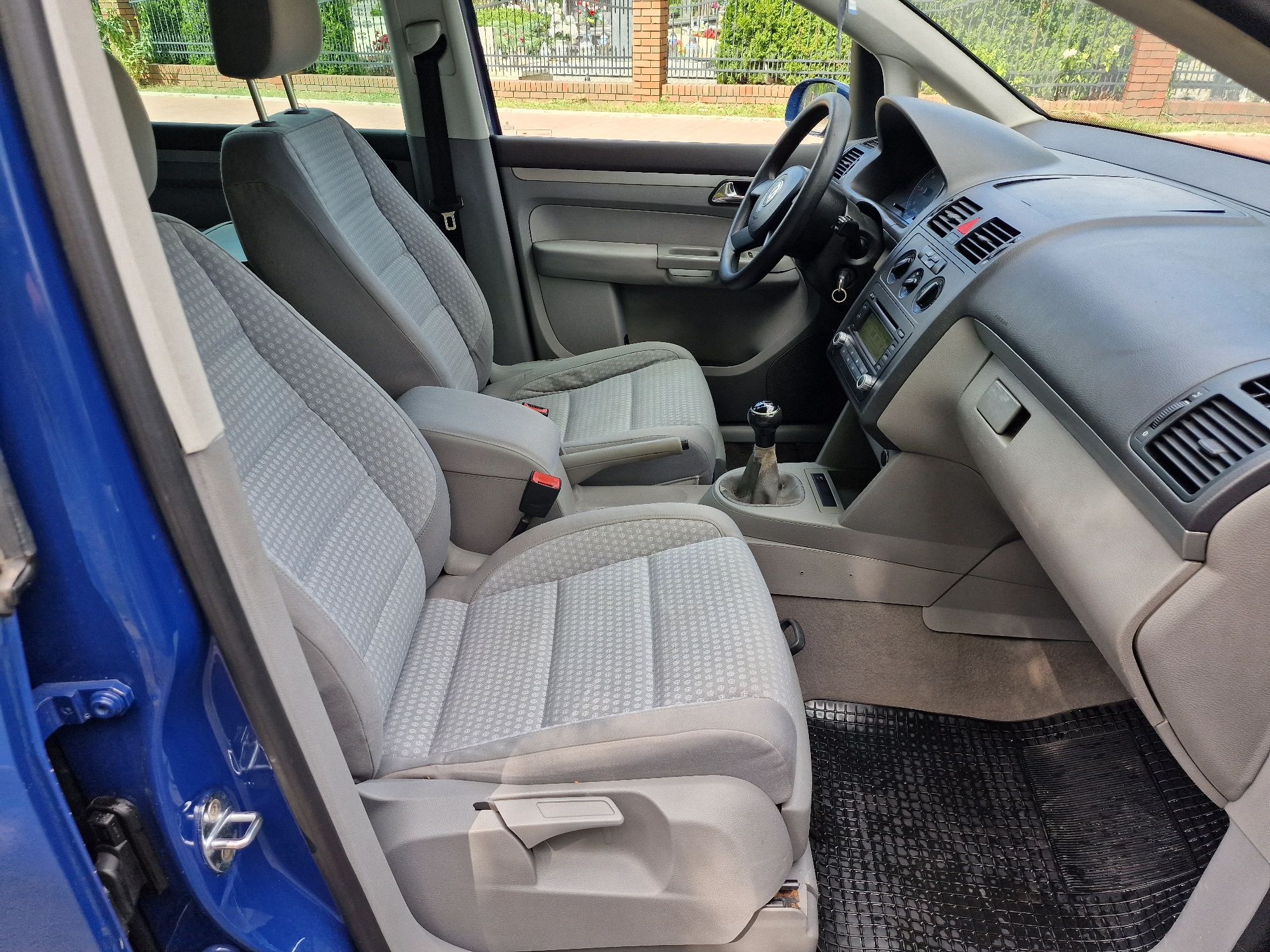 Vw Touran 2.0 Tdi 136km Klima Alu 7 osób Hak